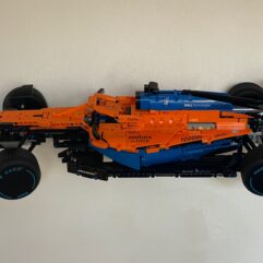 Skråhylde til L*GO McLaren F1